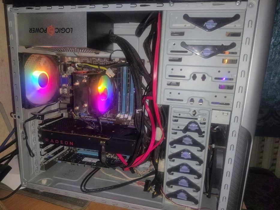 Компьютер E3 1230v2 + Rx480 8gb + 16gb RAM + SSD 256 + SSD 128 + HDD 500