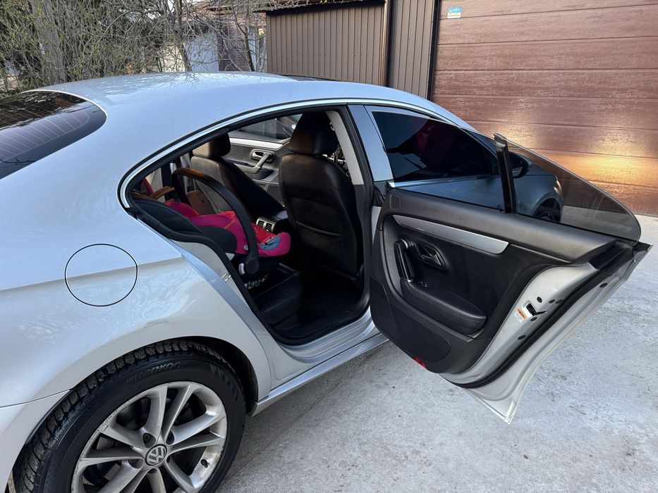 Продається  VOLKSWAGEN   PASAT  CC