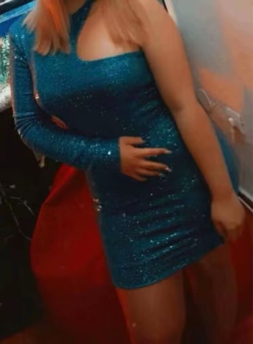 Vestido azul brilhante da Bershka tam S usado 1 vez