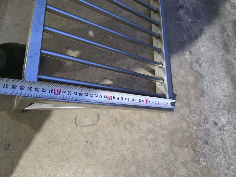 Várias prateleiras em INOX