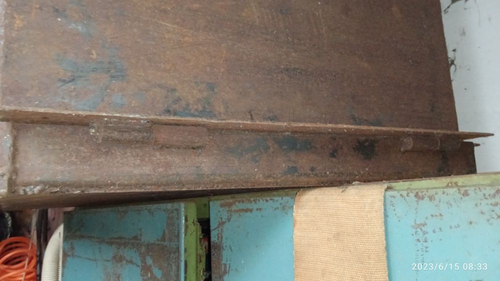 Люк в погріб,технічний...