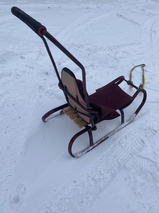Санки дитячі з ручкою та накидкою