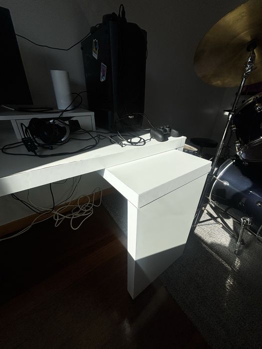 Secretaria Ikea Malm