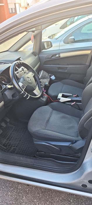 Opel Zafira B 1.7 CDTI 125cv (2008) - Manutenção em dia