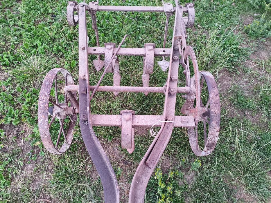 Продам культиватор кінний