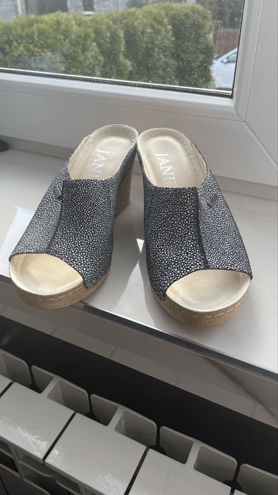 Buty na koturnie rozmiar 36