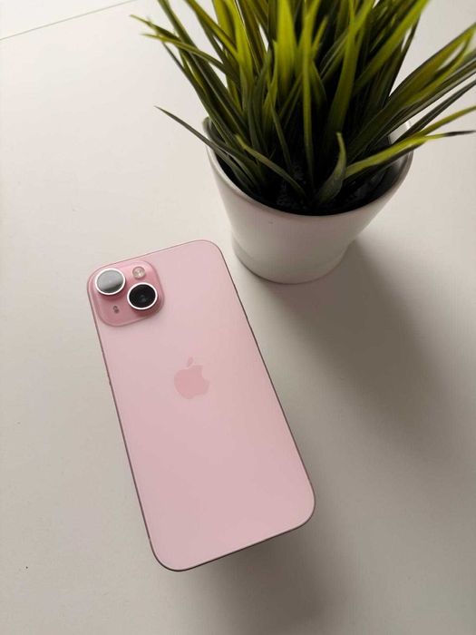 iPhone 15 128GB – 100% baterii, jak nowy + GRATIS