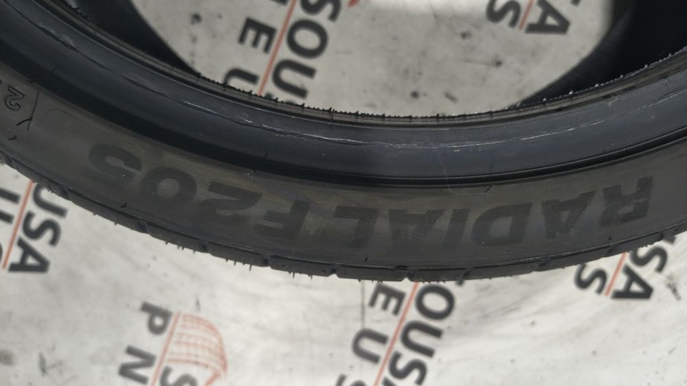 2 pneus novos 225-35R Minerva - Oferta dos Portes