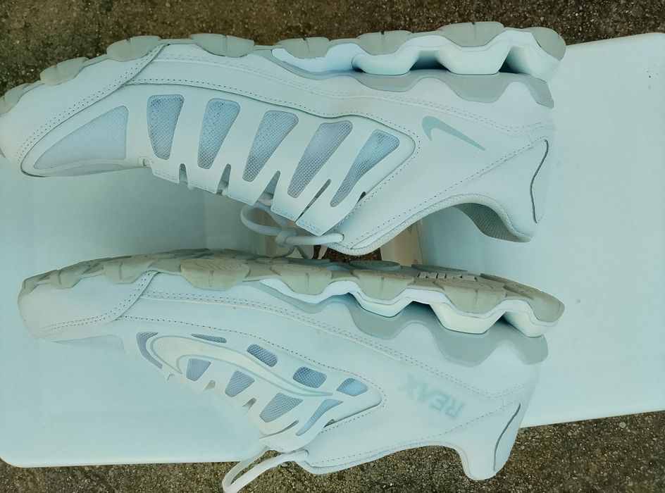 Tênis nikes branco 46 sem uso