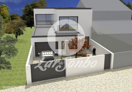 Land for constructing a 3-story detached house with 250 m² in S. Romã...