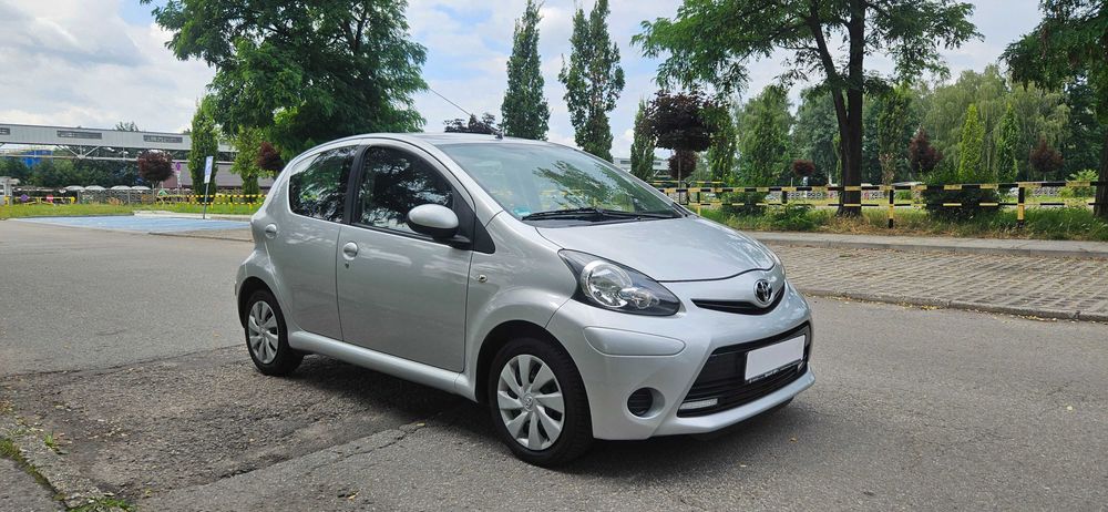 Toyota Aygo - 5 drzwi - 129 tyś km - Super Stan