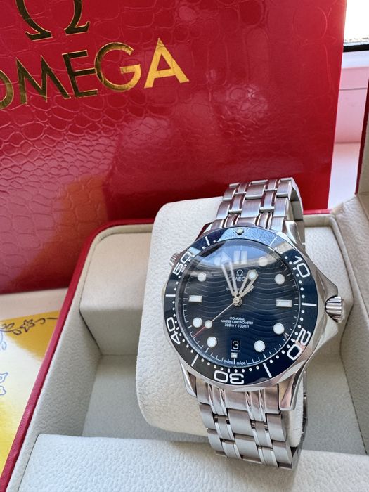 Omega seamaster 300
