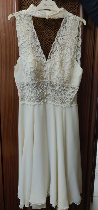 Vestido branco com renda