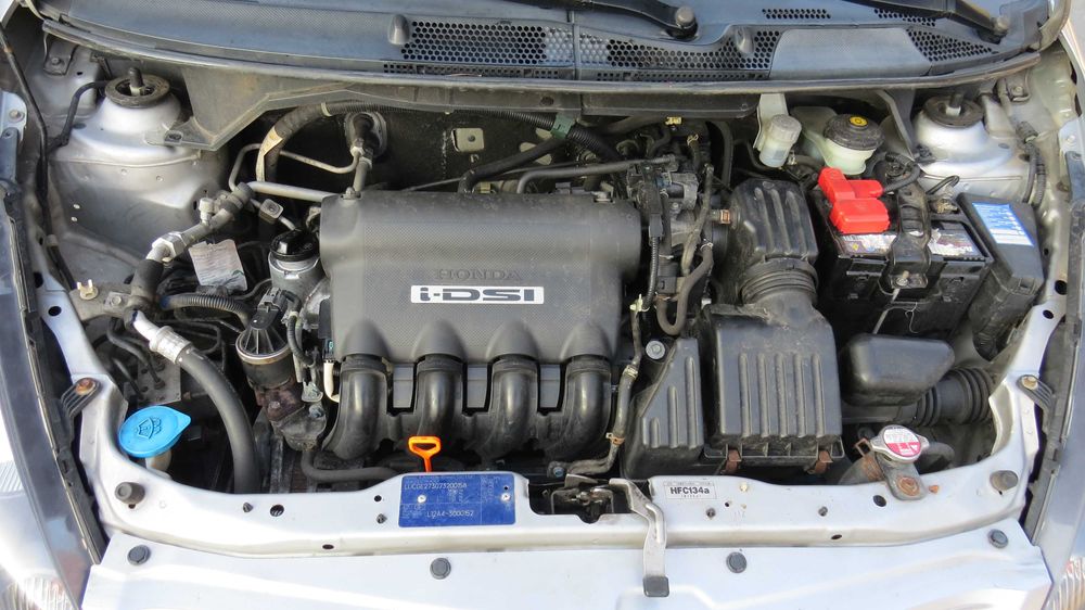 piekna swieżo sprowadzona stan idealny zarejestrowana