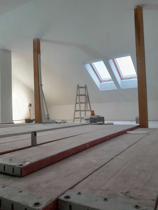 Adaptacja poddaszy,szpachlowanie,malowanie