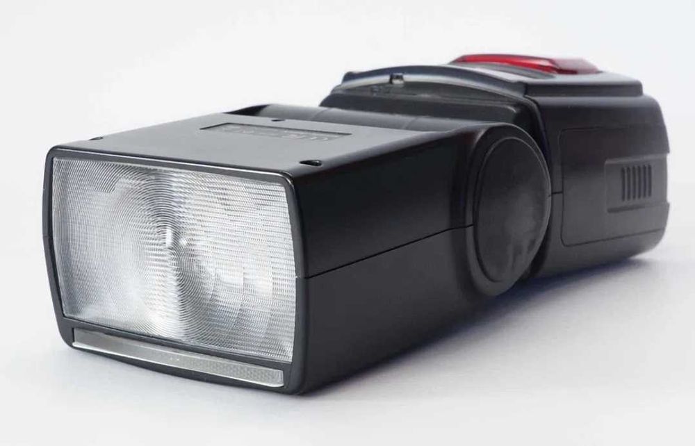 Фотоспалах Nissin Di 622 Mark II