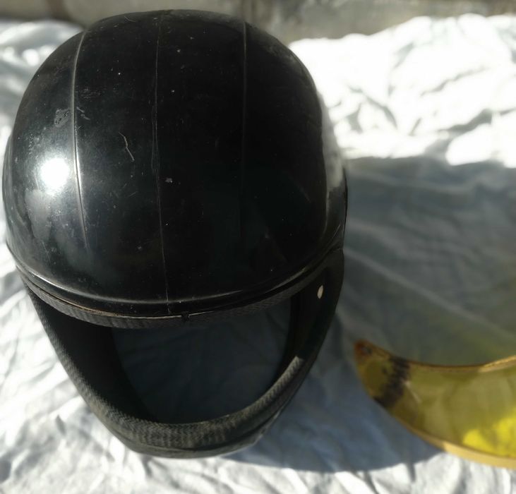 Шолом мотоциклетний,