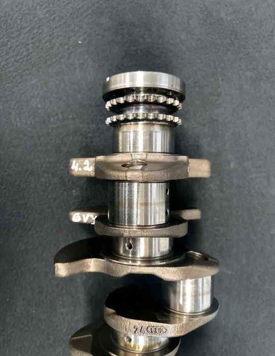 Cambota (Crankshaft) Audi A8 D3 4.2 FSI V8 BVJ 2007+ EPC