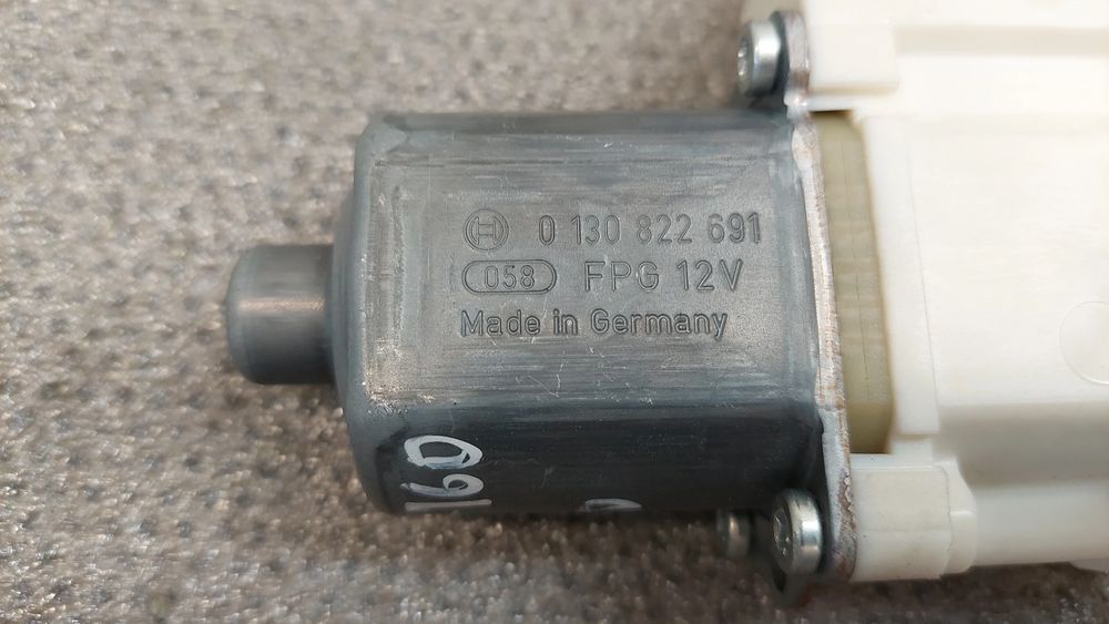 Motor vidro frente direito MERCEDES-BENZ Classe A (W176)