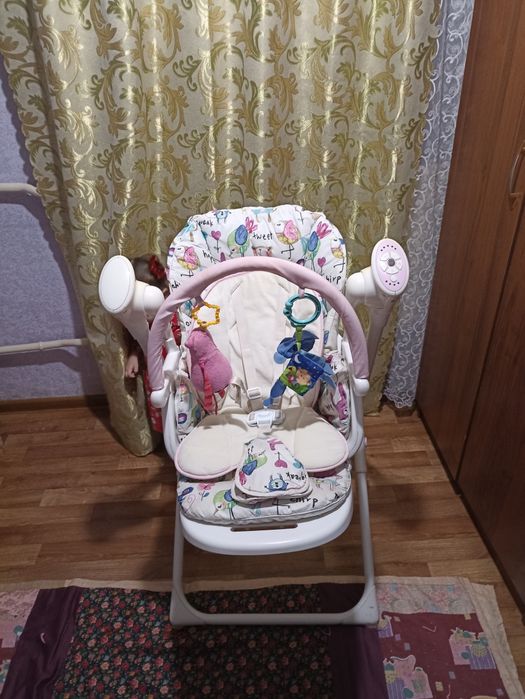 Продам крісло-гойдалку від народження до трьох років