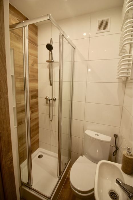 Klimatyczny pokoj na poddaszu pomiędzy Wrzeszczem a Moreną