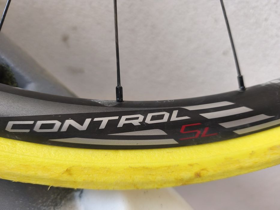 Rodas de carbono da roval 29