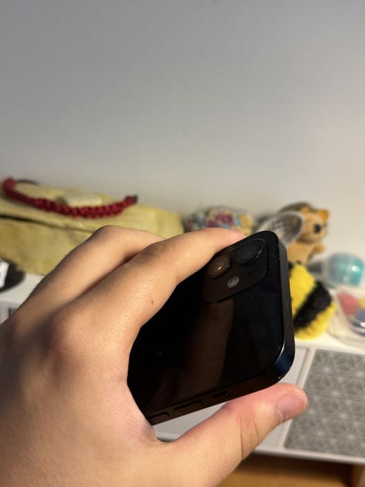 iPhone 12 - Stan BDB (kondycja baterii 94%)