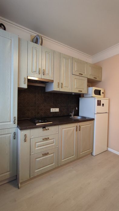 Продам 2к. Центр Д. Яворницького 125