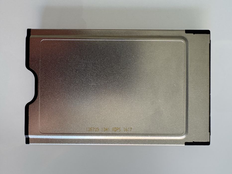 Adaptador PCMCIA - Transcend 5in1 - Cartões de Memória