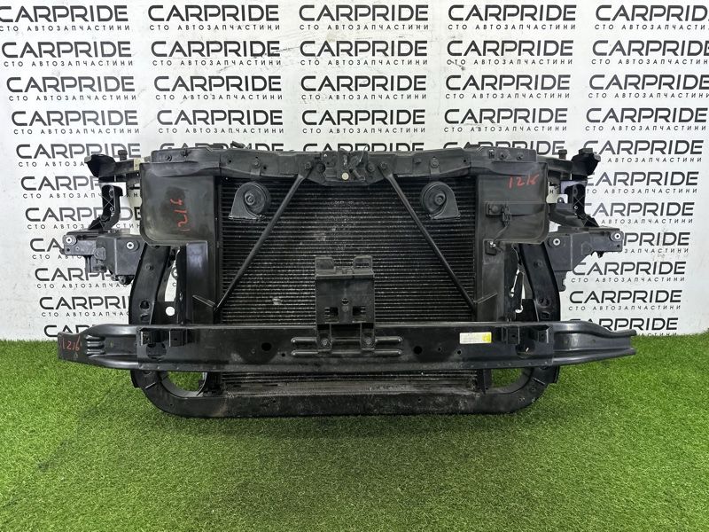 Телевизор (передняя часть кузова) Jeep Grand Cherokee WK2 3.6 2018