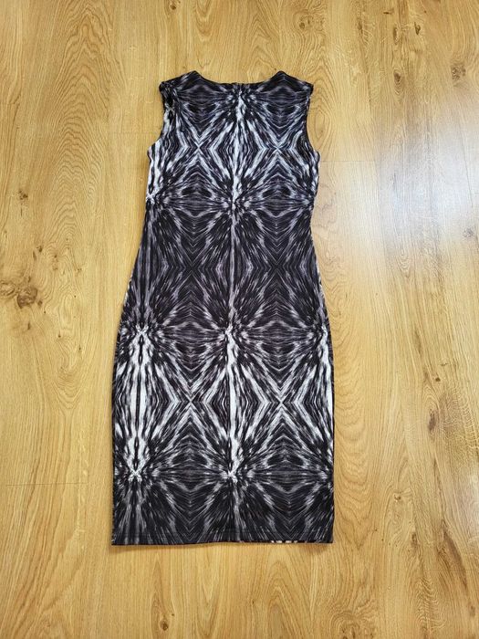 sukienka Kardashian Kollection + PREZENT