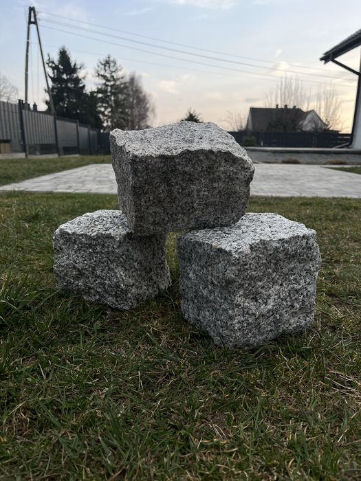 Płytki granitowe chodnikowe i kostka granit