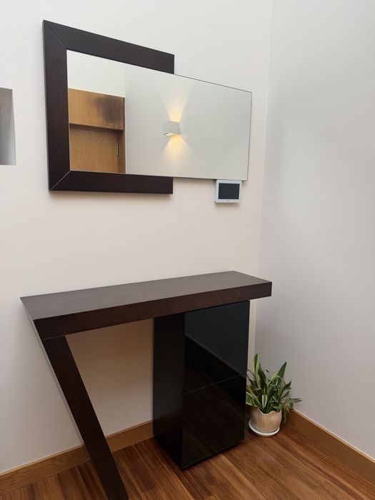 Consola de Entrada com Espelho | Design Moderno