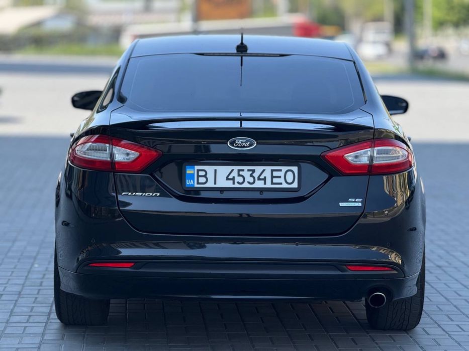 Ford Fusion в супер состоянии!