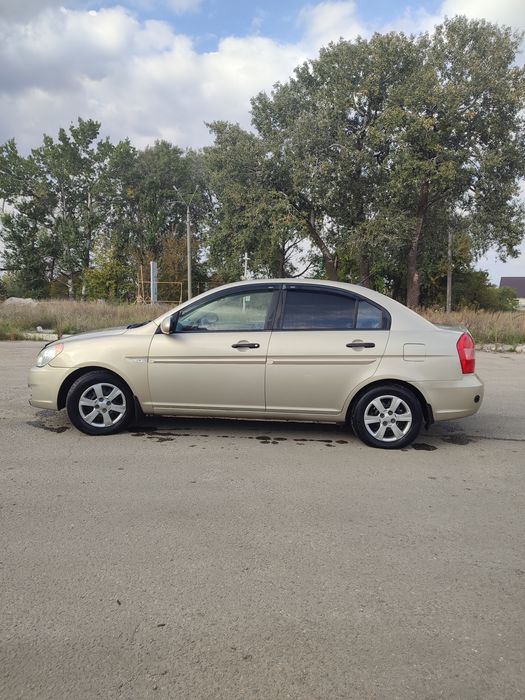 продам Hyundai Accent
