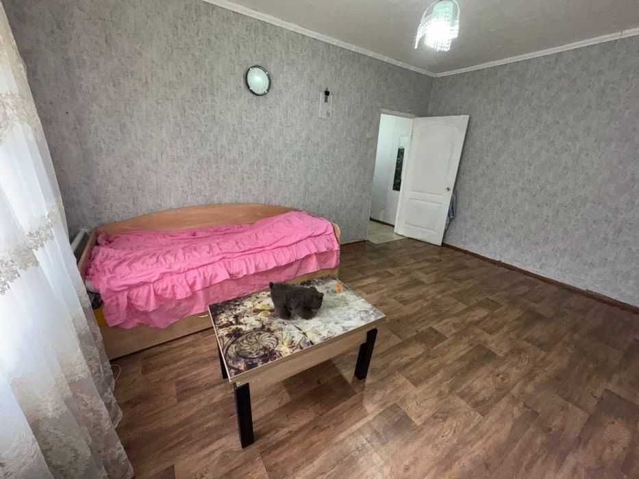 2 комн -40 метров. Центр. Ремонт. Мебель. 1/2 эт. 3-й Бассейный пер.