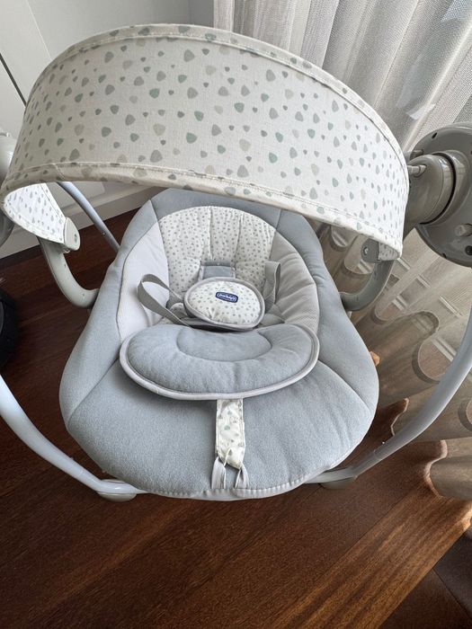 Espreguiçadeira elétrica bebé chicco