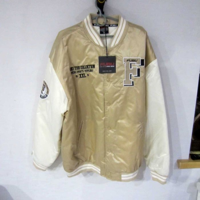 Бомбер куртка  Fubu Colleg XL новий
