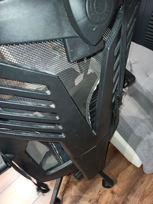 Fotel gamingowy HUZARO