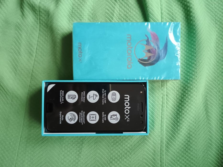 Motorola  Moto x 4, 4/64, NFC, Ip68