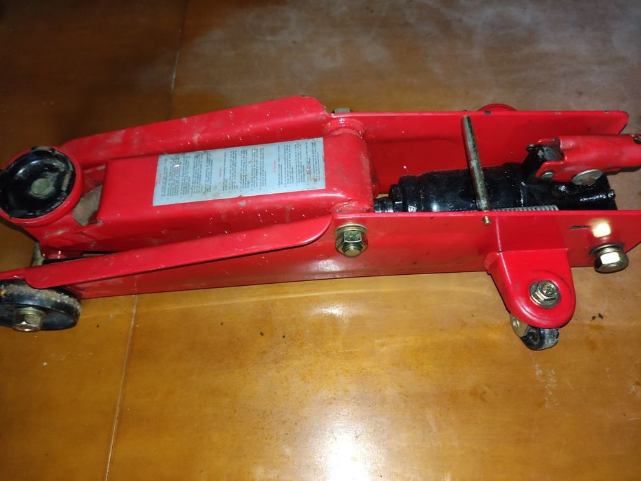 Podnośnik hydrauliczny