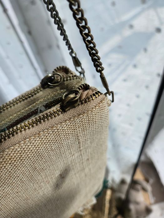 Stylowa torebka damska boho od Parfois na łańcuchu etno hippie