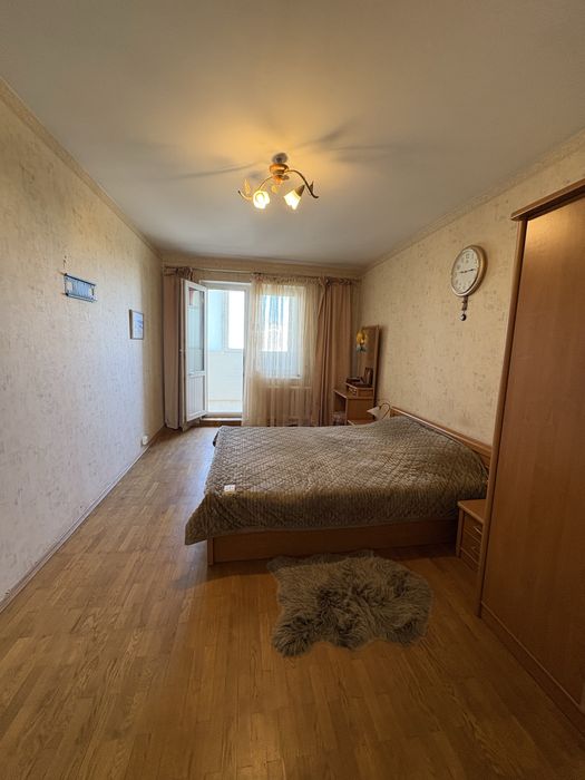 Продаж Бажана 36, 3кім., м.Харківська з видом на два озера