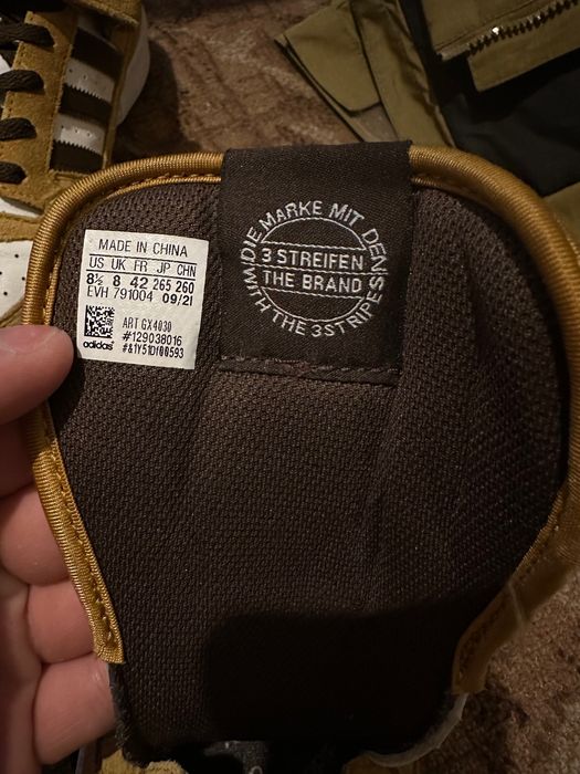 Кроссовки adidas оригинал личная полка