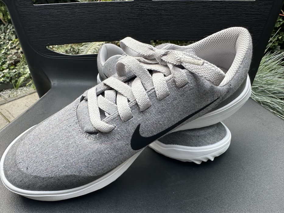 Adidasy r. 38 NIKE materiał NOWE