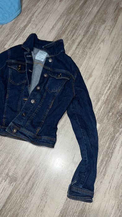 Elastyczna dżinsowa dopasowana Katana damska Bershka s 36