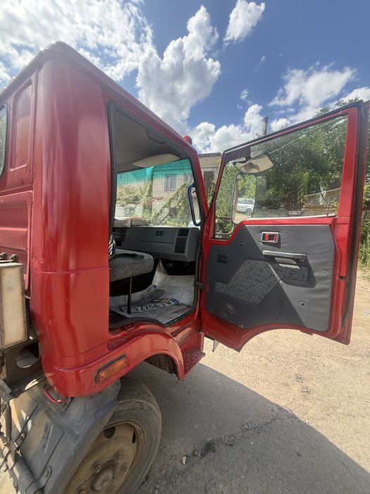 Продам Tata 613 шасі