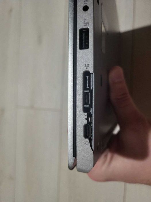 Lenovo L13/i5-4.4 GHz/DDR4-16 Gb/SSD M2 NVMe 256 Gb/Intel Iris XE 4GB