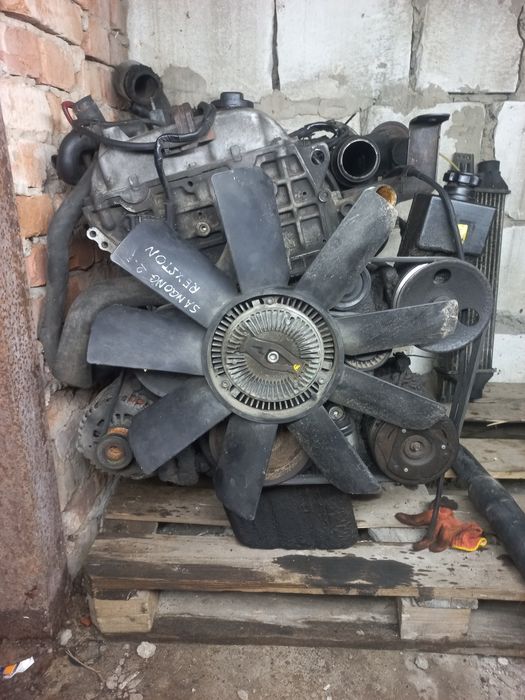 Мотор Ssang Yong Rexton 2.7 xdi Rodius Kyron  ТНВД OМ 612 665925 D27D