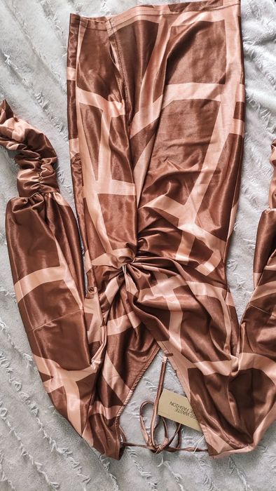 Sukienka Asos XXS 32 nowa mini odkryte plecy